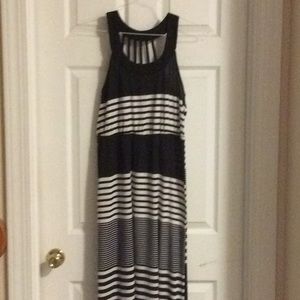 Black and white maxi dress